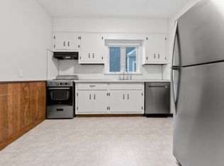87 Independence Ave #2, Quincy, MA 02169