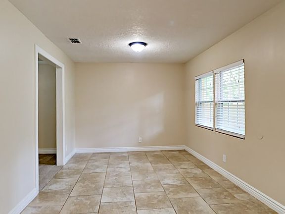 2nd image of 2770 Cedarcrest Dr