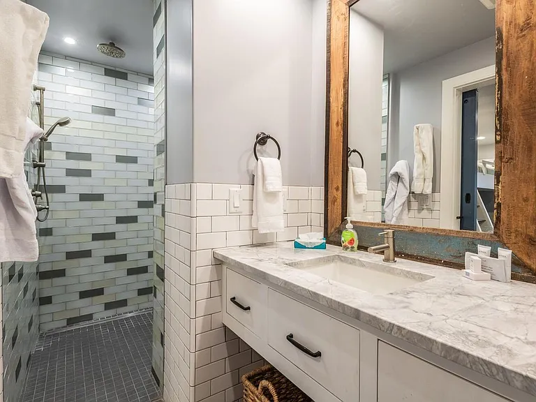1325 Lowell Ave #5000 — Photo 16