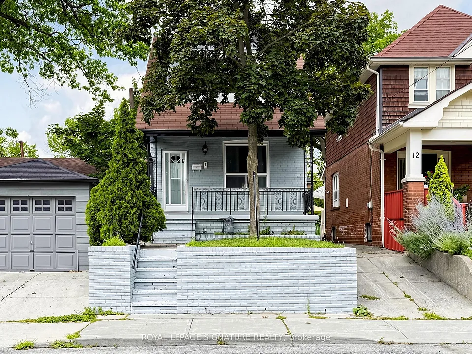 8 Harris Ave