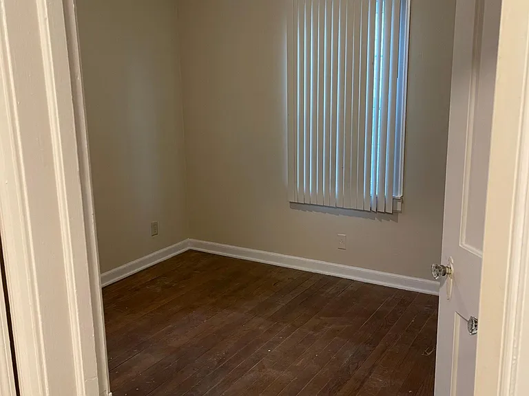 724 SW Lindenwood Ave — Photo 6