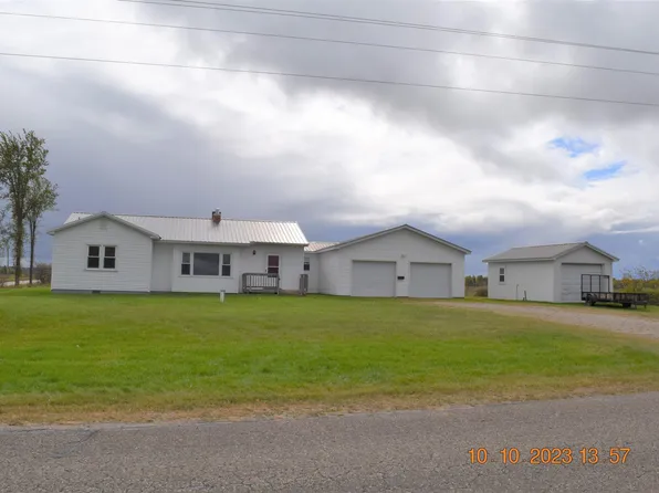 6393 E Blair Rd, Pickford, MI 49774