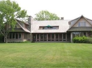 38 Cobb Isle Rd, Water Mill, NY 11976