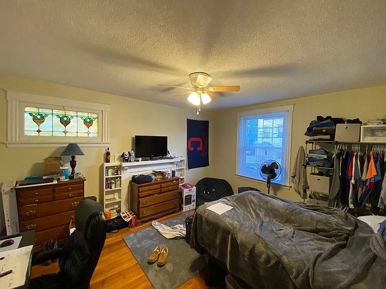 407 Warner St — Photo 10