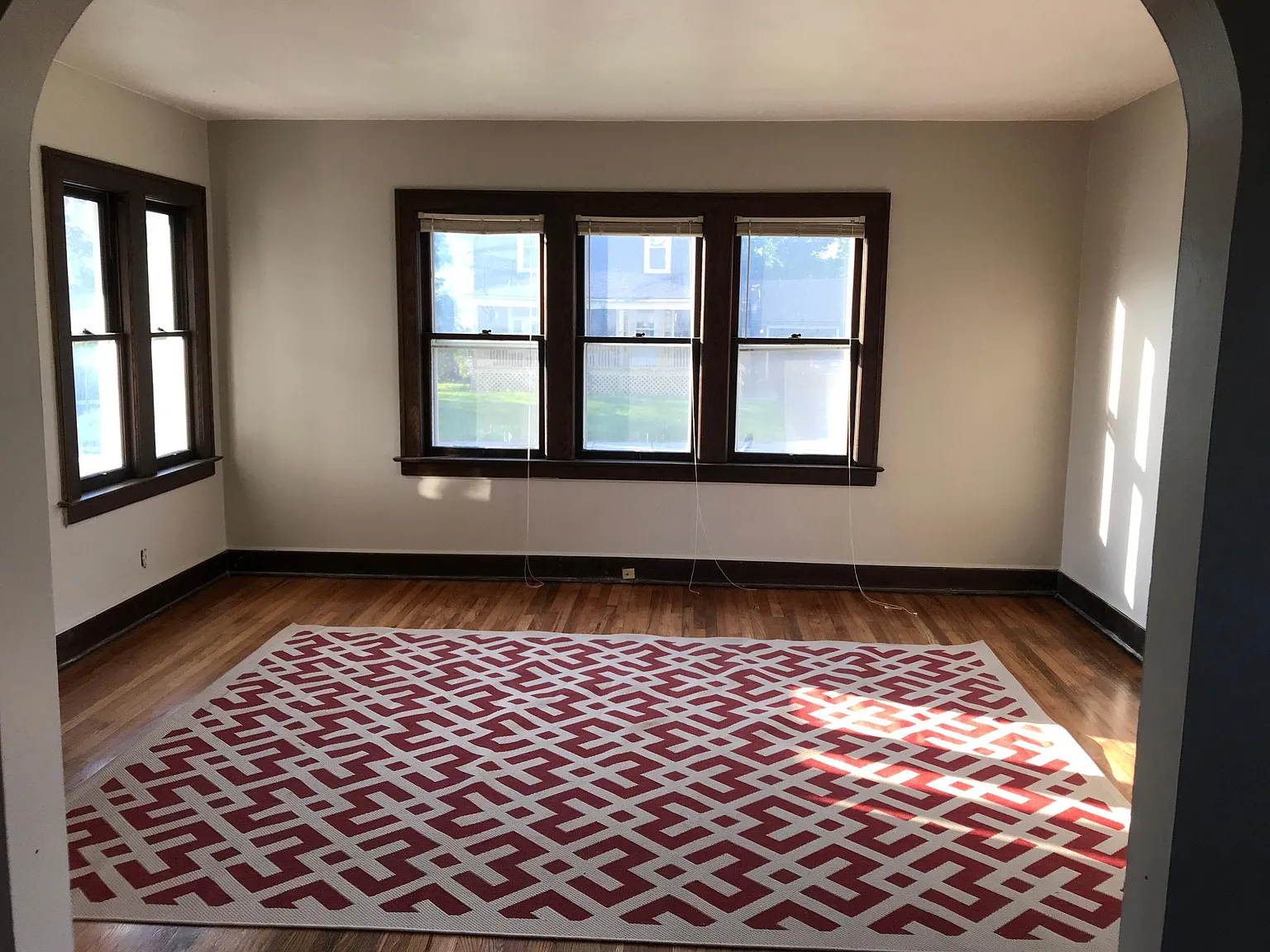 2 bed, 1200 sqft, $1,500 — Photo 4