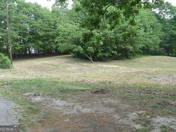 2nd image of 1184 Highway 124