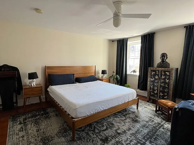 239 Delancey House — Photo 15