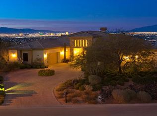 451 Saint Moritz Dr, Henderson, NV 89012