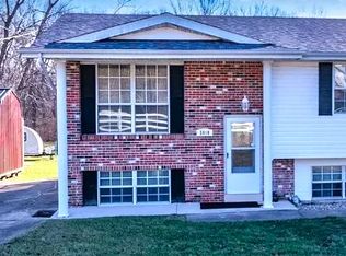 5910 Old Antonia Rd #1, Imperial, MO 63052