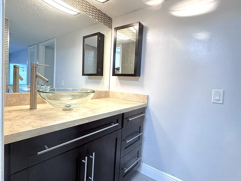 2311 S Cypress Bend Dr — Photo 23