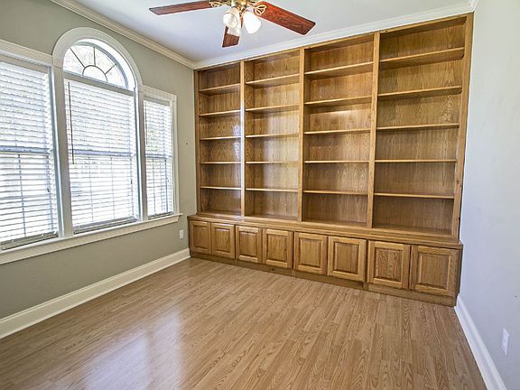 2 play room