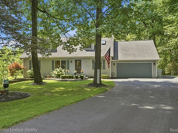 2nd image of 11922 Cody Creek Ct
