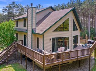 359 Twin Lakes Trl, Nekoosa, WI 54457