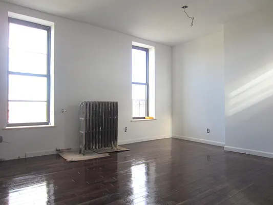 Rented by Bold New York | media 17