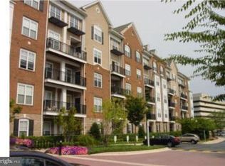 501 Hungerford Dr APT 218, Rockville, MD 20850