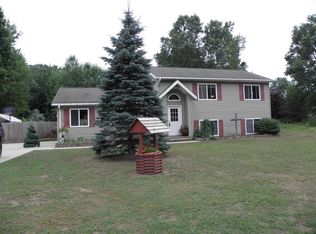 3051 Erskine Rd, Twin Lake, MI 49457
