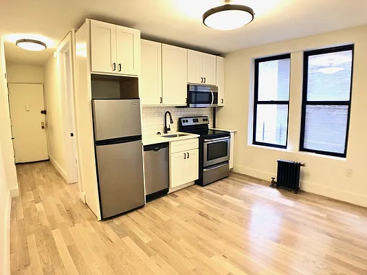 Rented by Bohemia Realty Group | media 2