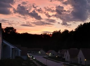 10 Rockhaven Dr #10, Glastonbury, CT 06033