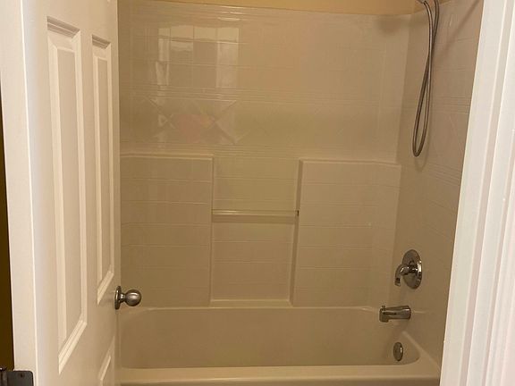 5th image of 11813 12th Avenue Ct NW #1