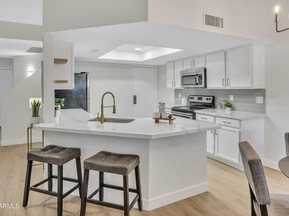 8619 N 67TH Drive, Peoria, AZ 85345