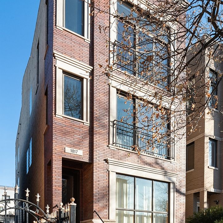 1st image of 1017 N Paulina St #1