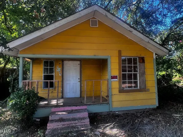 1307 Cox St, Jackson, MS 39204