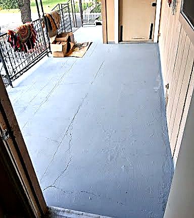 2nd image of 210 N Vandeveer St #7