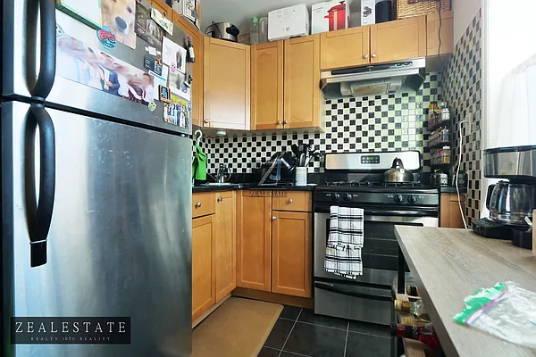 Rented by ZealEstate Group Inc | media 36