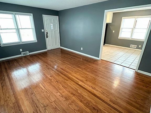 5th image of 4451 Francis St