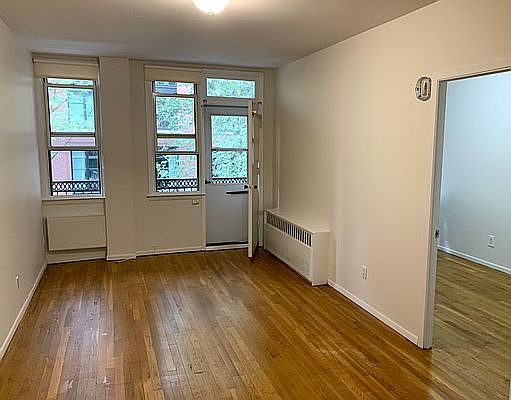 1st image of 270 W 25th St APT 4A