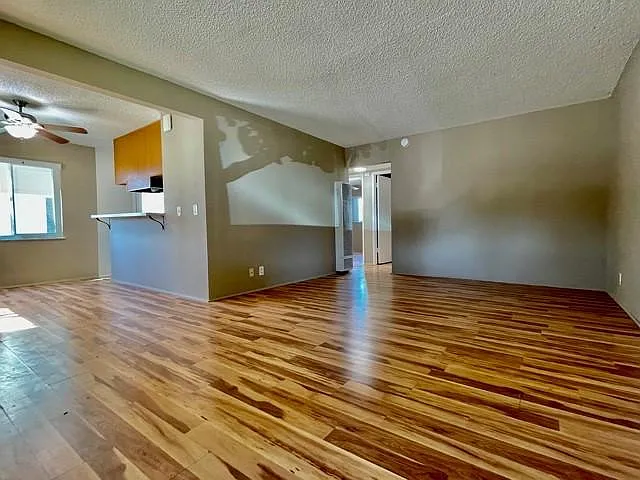 2964 Peppertree Ln — Photo 10