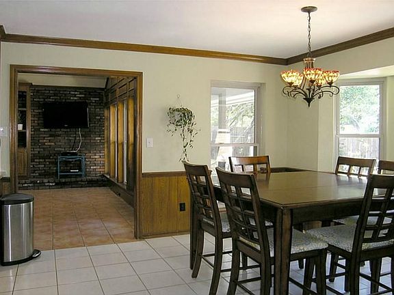 5th image of 4008 Glenbrook Dr