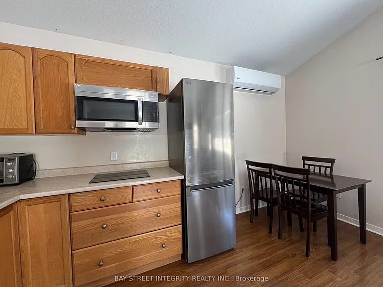 1339 Pinegrove Rd #2 — Photo 9