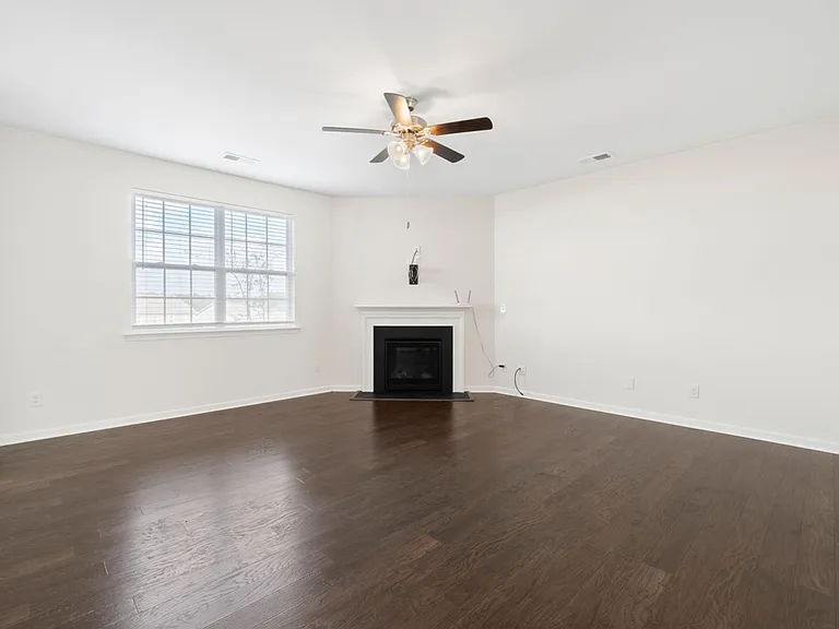 152 Atwater Landing Dr — Photo 12