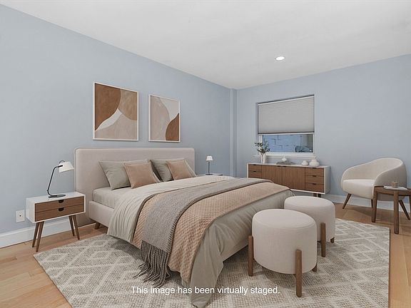 3rd image of 1600 Beacon St APT 207