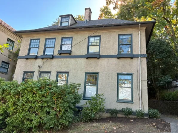 2124 SW Taylor St #5, Portland, OR 97205