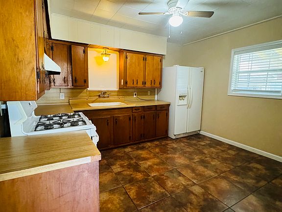 4th image of 207 N 22nd St #82006002
