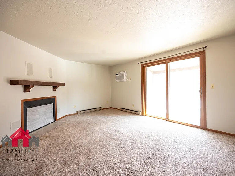 488 S Good Hope Rd #3 — Photo 2