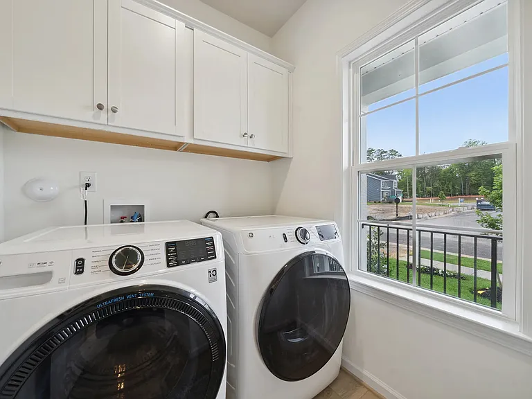 6489 Lila Crest Ln — Photo 12