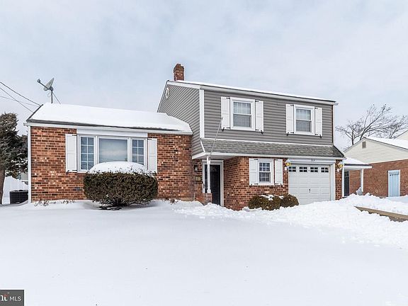 3rd image of 364 Abrams Mill Rd