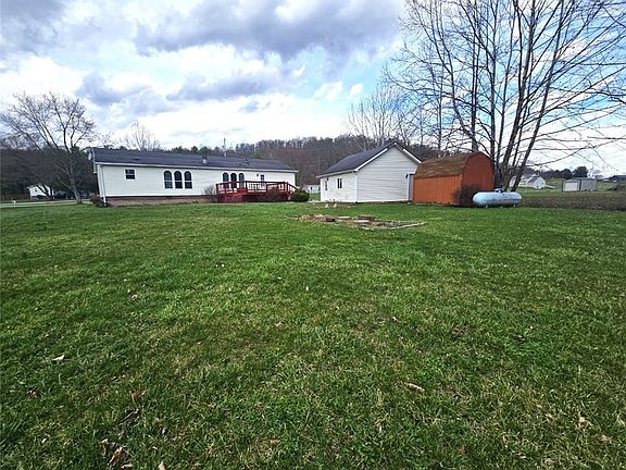 5th image of 80 Hannah Place Rd