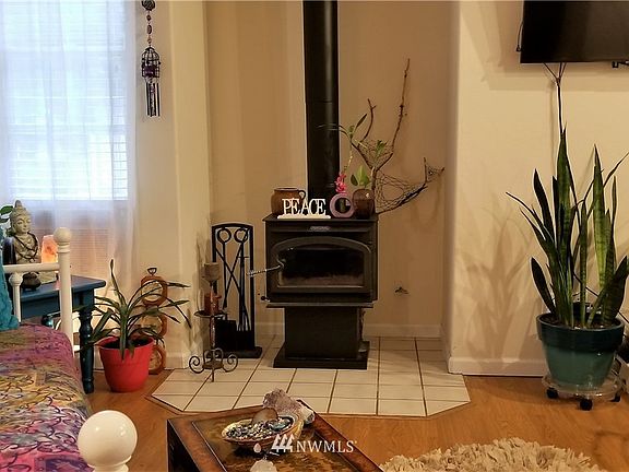 5th image of 17639 Clear lake Boulevard SE
