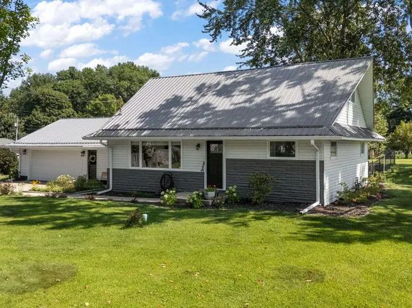 3288 W Small Ct, La Porte, IN 46350