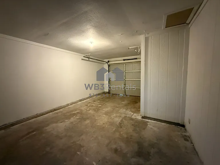 5421 W 77th St S — Photo 24