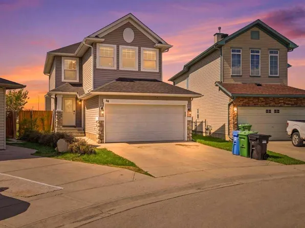 86 E Saddlecrest Close NE, Calgary, AB T3J 5B6