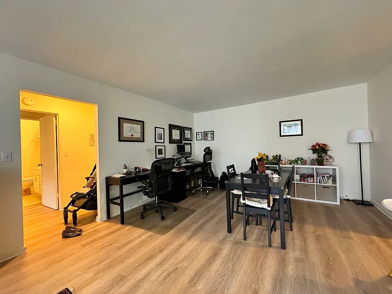 99 Pond Ave #708 — Photo 9