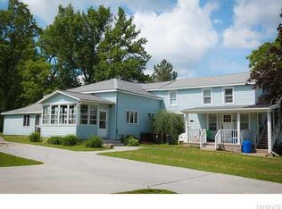 5000 Salt Rd, Clarence, NY 14031