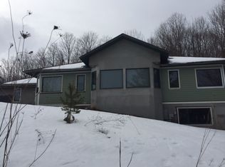 2130 River Rd, Petoskey, MI 49770