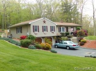 98 Breakneck Hill Rd, Killingly, CT 06241