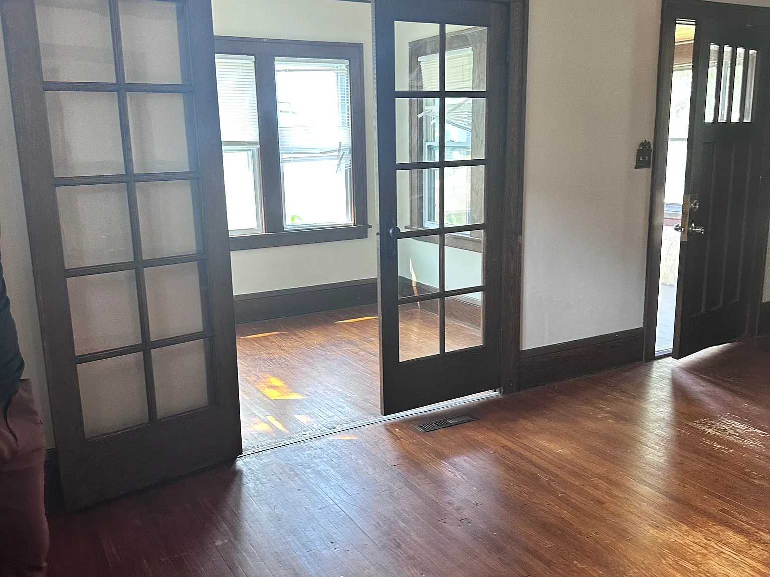 3 bed, 1236 sqft, $2,000 — Photo 3